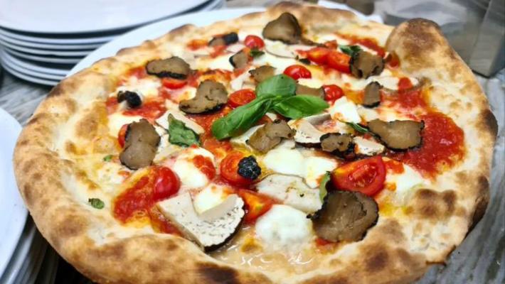 Vecchio Parco - Normale o tirata La pizza all'ombra dei grandi alberi
