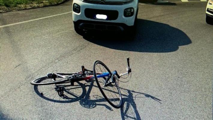 Gravissimo incidente a Sissa Trecasali: investita una donna in bicicletta