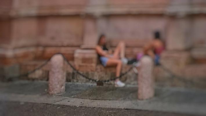 Non oltrepassare la catena... 