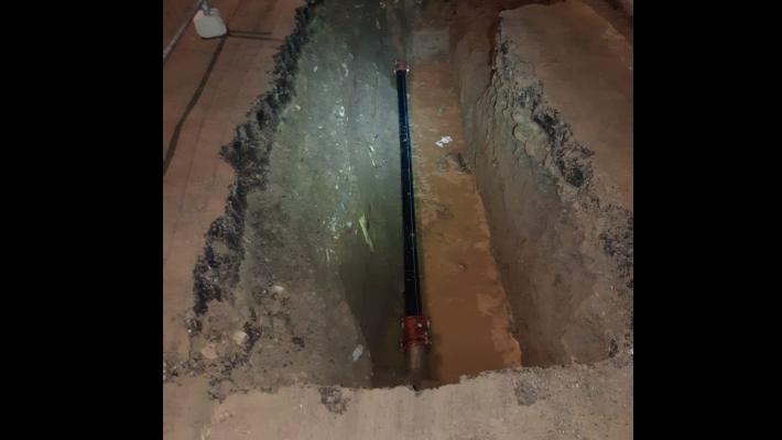 Via Parigi, guasto a una tubatura dell'acqua: strada chiusa dalle 5 del pomeriggio fino a mezzanotte