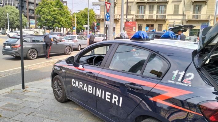 Parma: denunciati due minori per tentata rapina