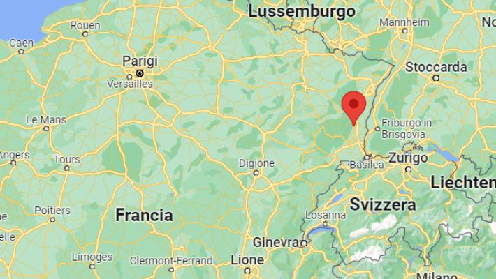 Incendio in un centro per disabili in Alsazia: si temono 11 morti, la premier Borne va sul posto