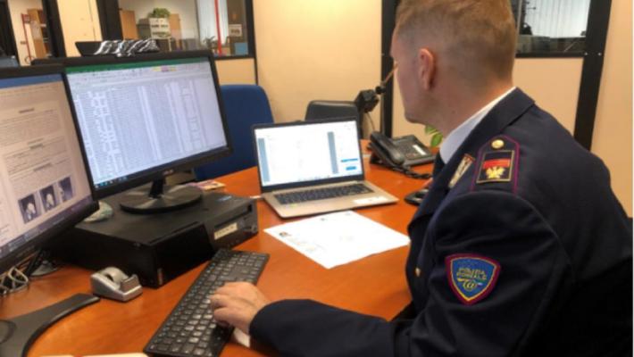 13.000 file di abusi sui minori: ai domiciliari un 40enne che abita nel Parmense