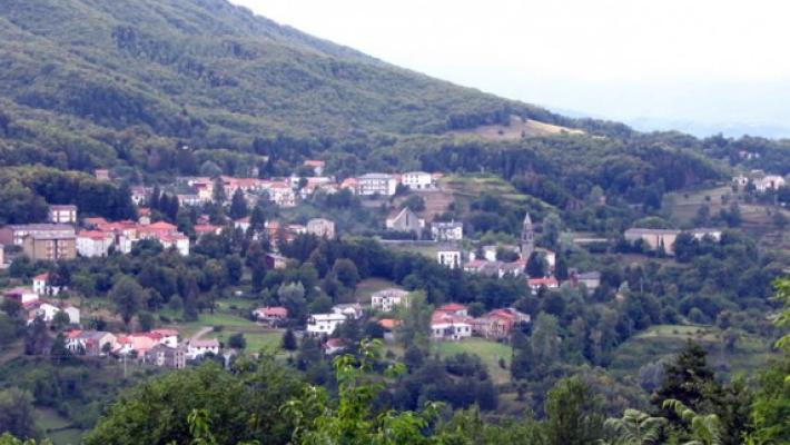 La Cgil: "La chiusura della scuola media di Tarsogno &egrave; inaccettabile