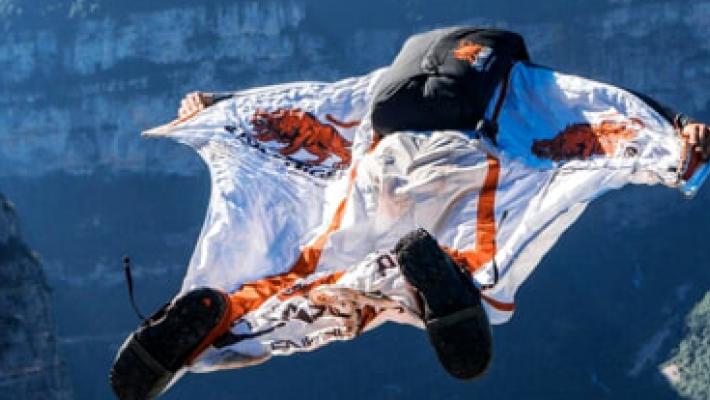 Basejumper australiano muore sulle Tofane sopra Cortina