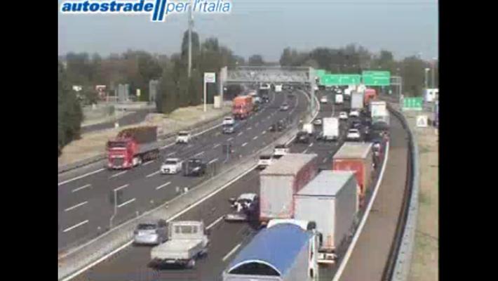 Incidente su A14, chiuso tratto autostrada e code