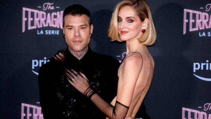 Cauto ottimismo per Fedez. Il rapper potrebbe tornare a casa tra pochi giorni. Chiara Ferragni al capezzale del marito