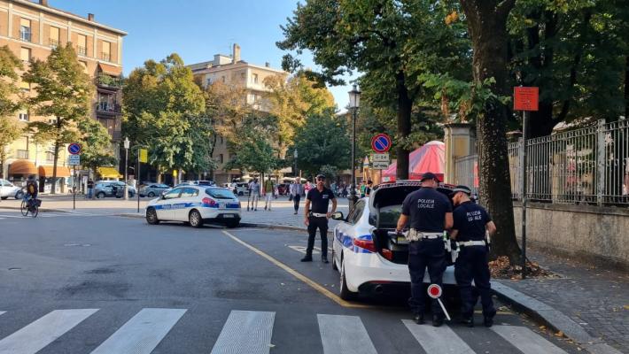 Controlli straordinari della Polizia Locale in Oltretorrente