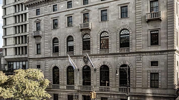 Il ministro Sangiuliano (negli Usa): "Restituite all'Italia 19 opere d’arte trafugate illegalmente"