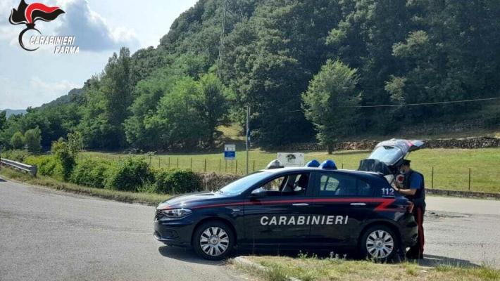 Guida ubriaco e con la patente scaduta da tre anni, denunciato