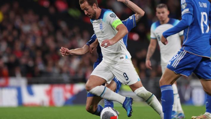 Euro 2024, Wembley amara: l'italia va in vantaggio, poi l'Inghilterra ne fa 3. L'Ucraina vince a Malta e scavalca gli azzurri