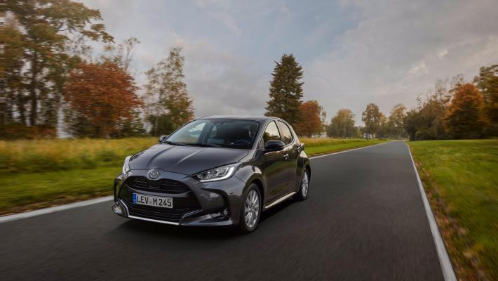 Mazda2, l'ibrido vero 