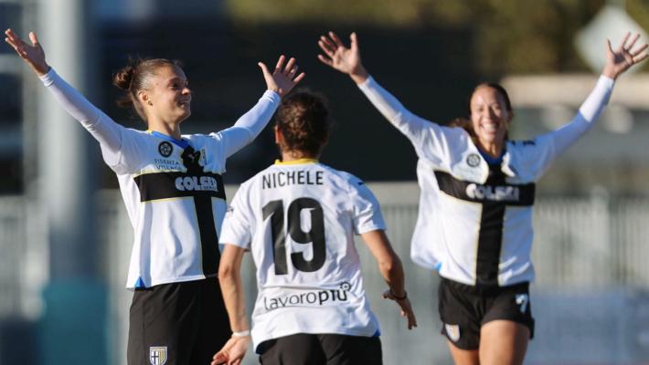 Serie B donne: il Parma schiaffeggia il Verona (7-1). Le gialloblù sono quarte in campionato