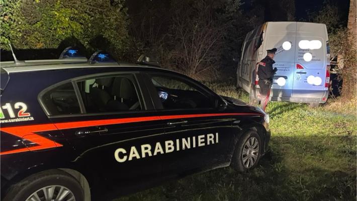 Rinvenuto furgone rubato pochi giorni fa in una ditta di Sala Baganza