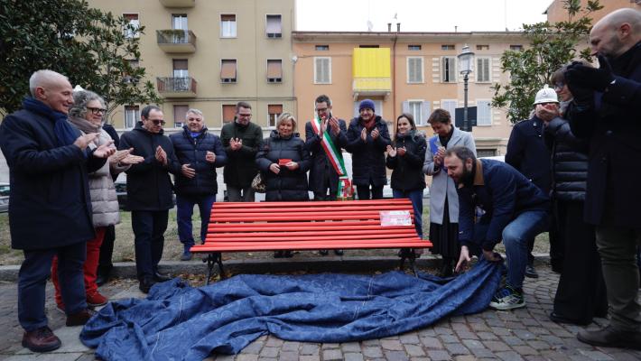 Panchina rossa piazzale Matteotti
