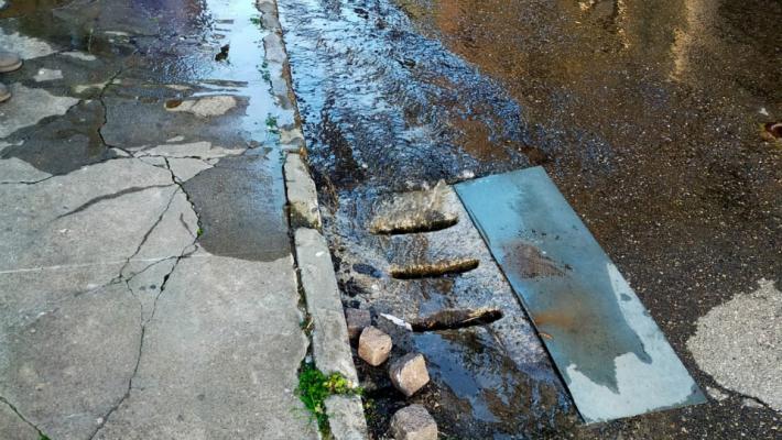 Si rompe una tubatura: parecchie abitazioni senz'acqua in centro a Zibello