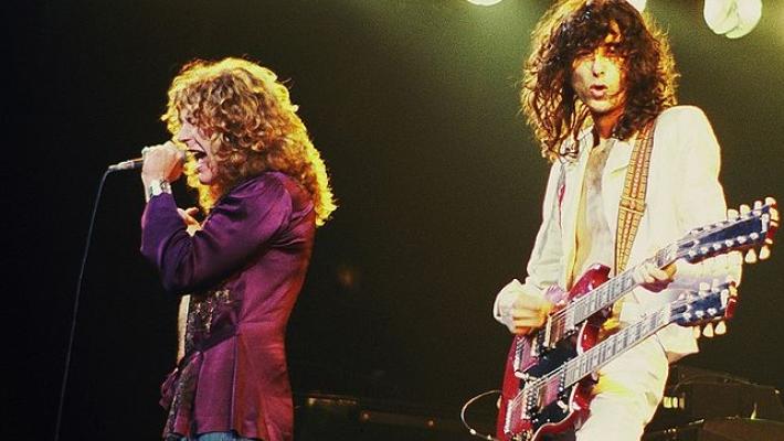 Jimmy Page, il chitarrista dei Led Zeppelin, compie 80 anni