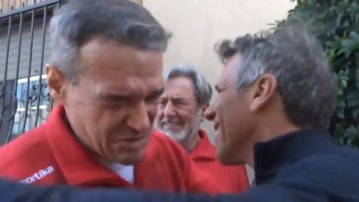Zola dopo 30 anni incontra chi voleva rapirlo (e chiedere il riscatto al Parma): “Grazie Gianfranco, mi hai aiutato a capire che dovevo cambiare vita”