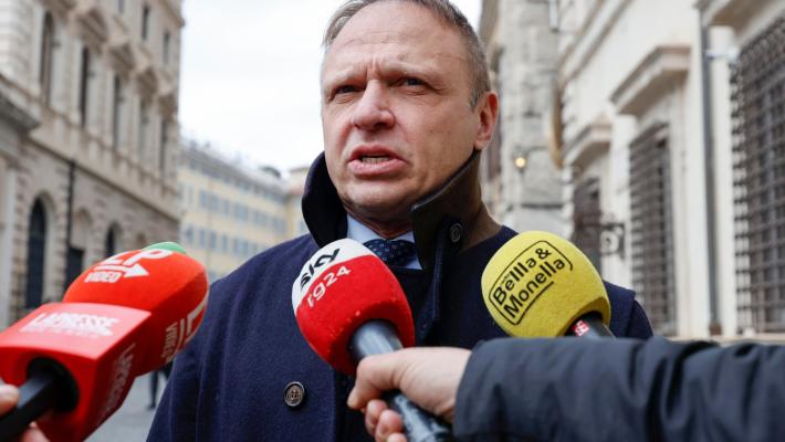 Lollobrigida, capisco gli agricoltori esasperati dal modello Ue
