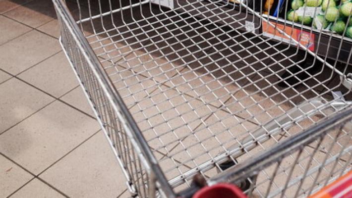 Cornetti Conad ritirati dai supermercati per possibile presenza di materiale estraneo: i lotti interessati 