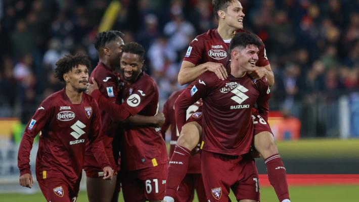 Serie A: il Torino in trasferta batte il Cagliari nel giorno in cui si commemorava Gigi Riva