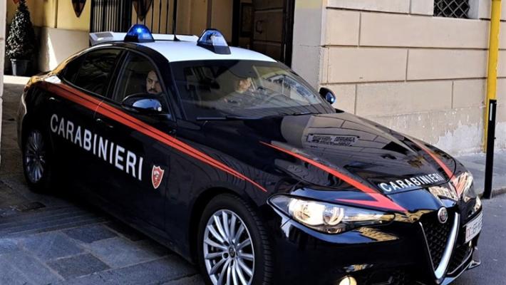 Aggredisce il medico di turno al pronto soccorso. Denunciata dai carabinieri