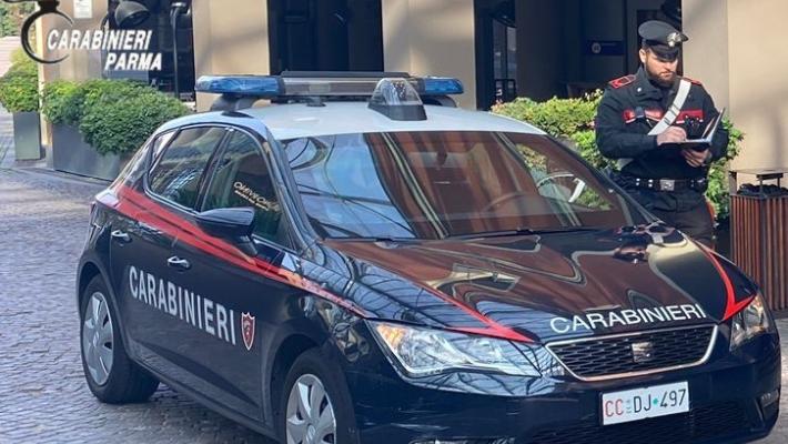 Ruba una macchina da caffe all&rsquo;interno di un negozio in centro. Denunciato 30enne dell&rsquo;est europa