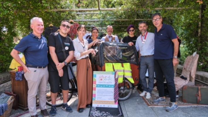 Parma Ri-Vestiti: nel 2023 riciclate 8 tonnellate di abiti usati