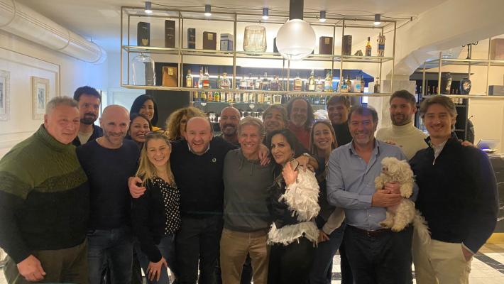 Krause, una foto (e una chiacchierata) con gli ex del Parma e altri amici