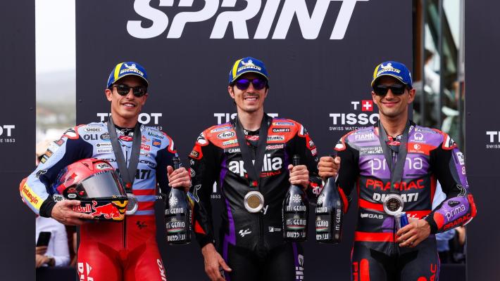 La sprint race del Gp del Portogallo va a Vinales. Bagnaia quarto