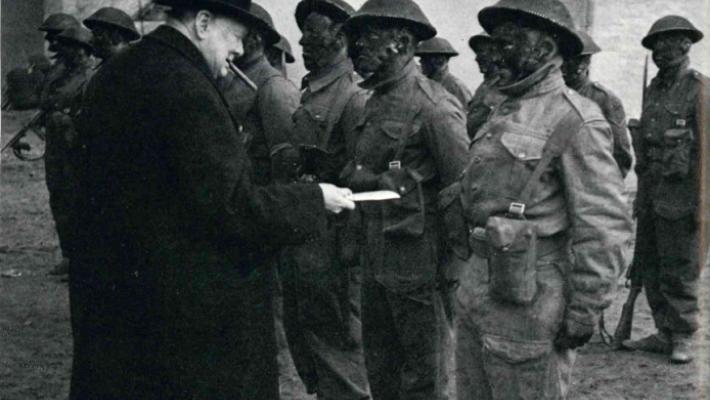 Never surrender: mostra di Mario Vespasiani su Winston Churchill 
