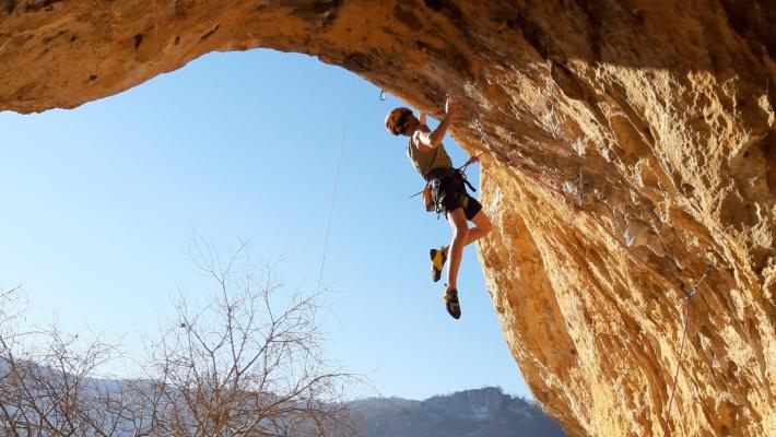 ARRAMPICATA: IN ITALIA PRIMA TAPPA COPPA EUROPA GIOVANILE BOULDER