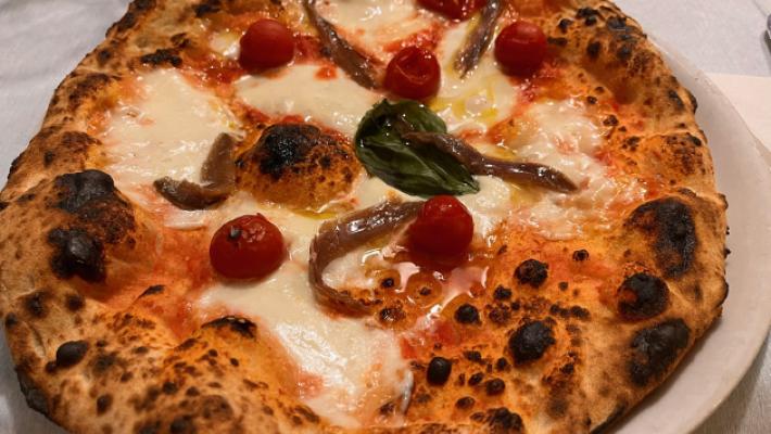 Da Antonio pizzeria antipasteria 