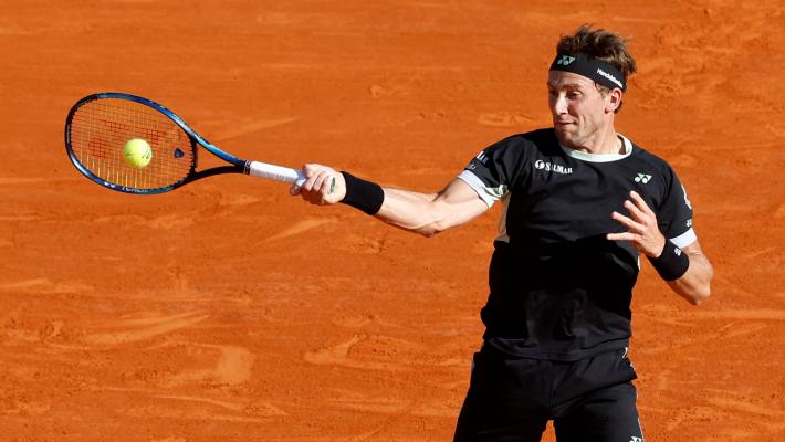 Master 1000 di Montecarlo, Ruud batte  Djokovic:  si giocherà la finale con Tsisipas