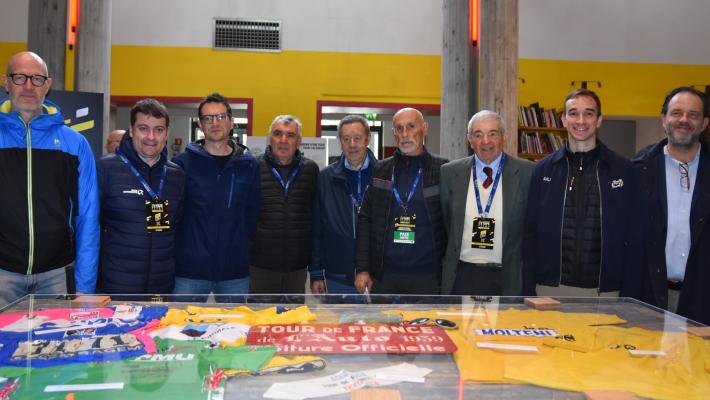 L'Etape Parma spinge sui pedali di un lungo weekend in maglia gialla