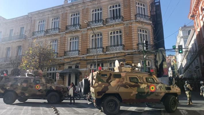Tentativo di colpo di stato in Bolivia: militari all'assalto del palazzo del governo