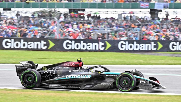 Gp d'Inghilterra: Hamilton re di Silverstone, secondo Verstappen. Sainz è quinto