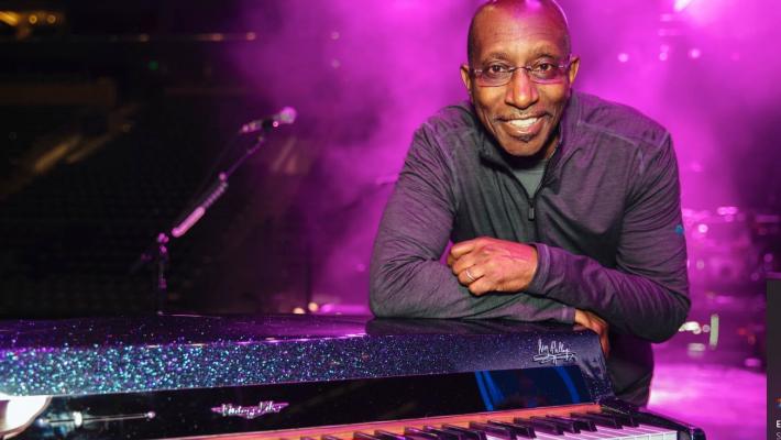 Malore per tastierista band Toto, interrotto concerto a Ostuni