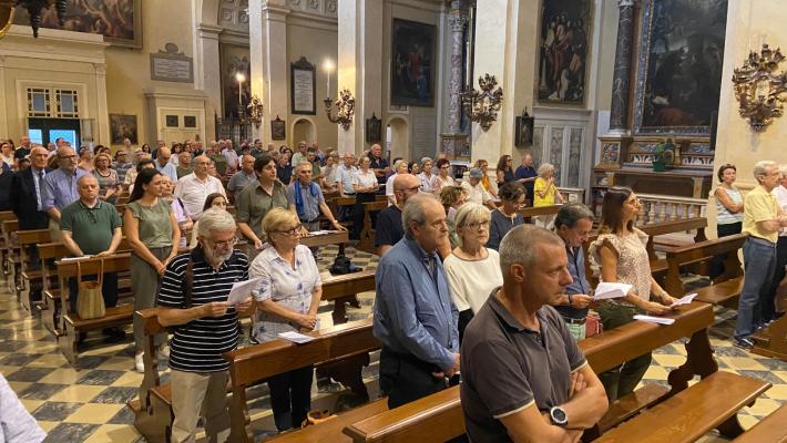 Commozione al rosario per Giorgio Delsante