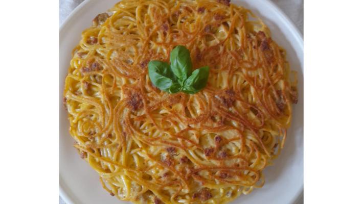 Semplice  frittata di spaghettoni 