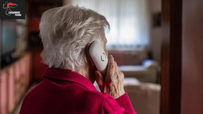 Parma: una donna di 97anni si sente sola ed ha bisogno di parlare con qualcuno. Arrivano i carabinieri e le fanno compagnia