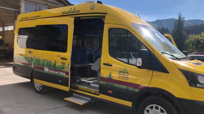 Scuole, a Bagnone e Monchio delle Corti gli scuolabus elettrici del Parco nazionale dell&rsquo;Appennino tosco-emiliano