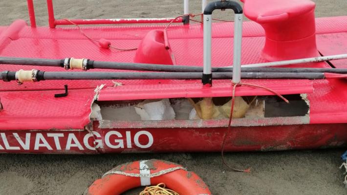 Pioggia, grandine e una piccola tromba d’aria in Versilia: danni a Marina di Pietrasanta e Forte dei Marmi (Guarda  video e foto)
