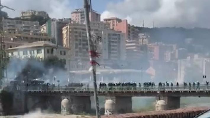 Derby di Genova ad alta tensione: già nel primo pomeriggio scontri tra le due tifoserie e la polizia nei pressi dello stadio
