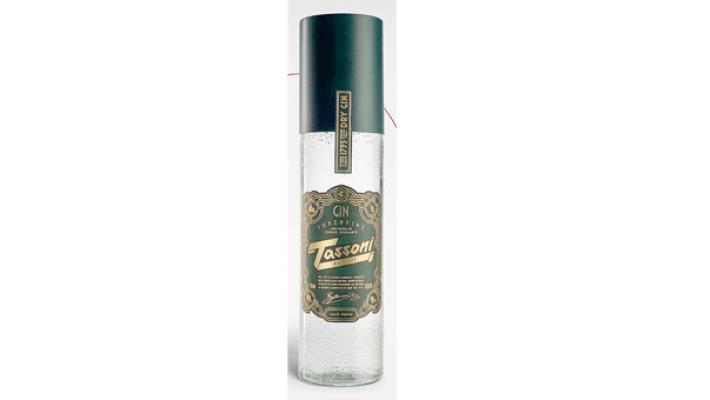 Gin Superiore al Cedro Tassoni - Dalle bucce del cedro un gin deciso al sorso e secco il giusto 