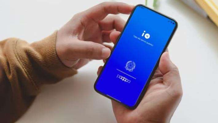 Parte la versione digitale di patente e tessera sanitaria 