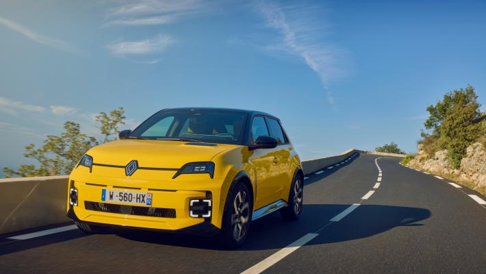 Torna la Renault 5. Ecco come va la nuova R5