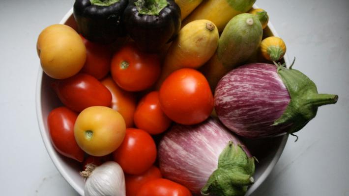 Attenzione al rischio microbiologico nel consumo di prodotti ortofrutticoli crudi