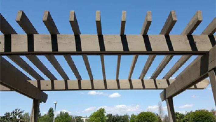 Casa - Installare un pergolato: i criteri di edilizia libera