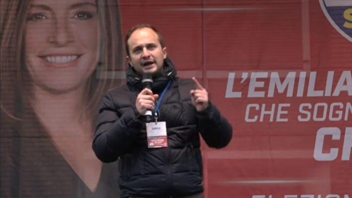 Fiazza non si dimette da sindaco, Fontevivo evita il commissario